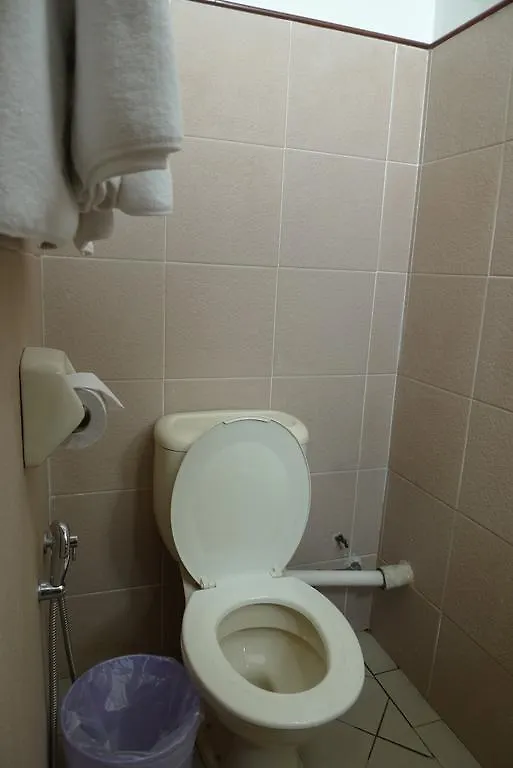 Meldrum Hotel Johor Bahru 2*,  Malaysia