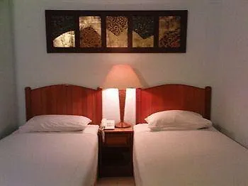 Meldrum Hotel Johor Bahru 2*,